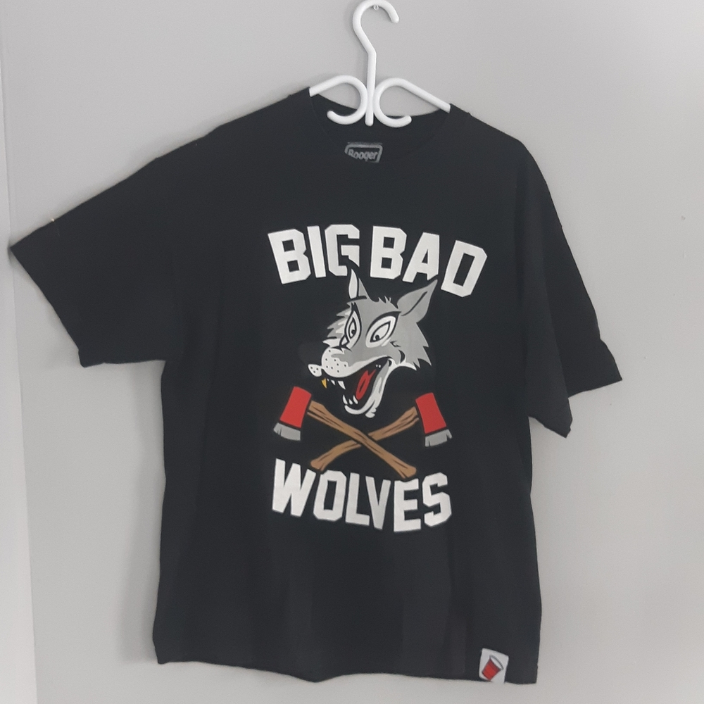 Booger Men's T-Shirt Bigbad wolves  Size L